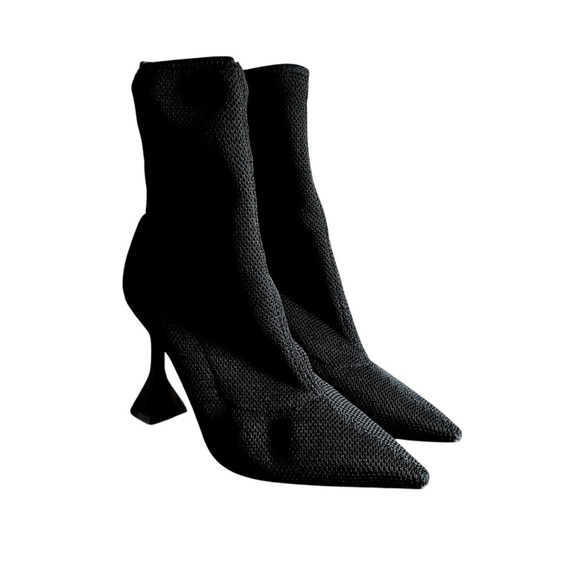 L’intervalle Black Knit Sock Boots EU 39 Sculptural Flare Heel - Picture 1 of 15